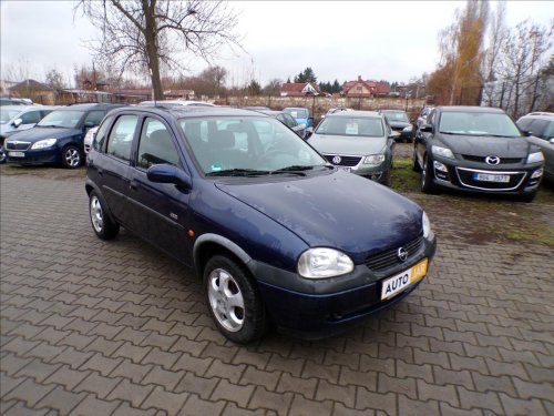 opel-corsa-1-2-i-16v-klimatizace