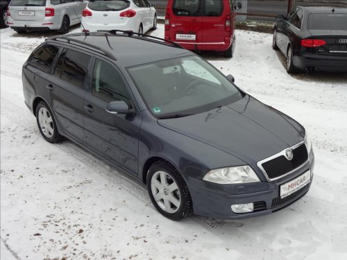 skoda-octavia-1-8-tsi-kombi-sport-line