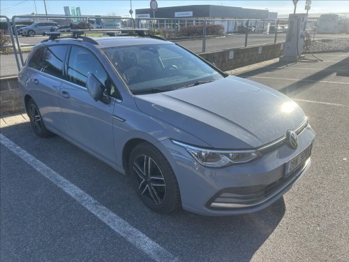 volkswagen-golf-variant-1-5-tsi-110kw-dsg-style