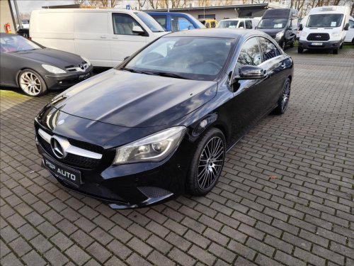 mercedes-benz-cla-200-115kw-xenon-kuze-navi-top