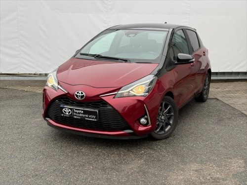 toyota-yaris-1-5-selection-smart-red