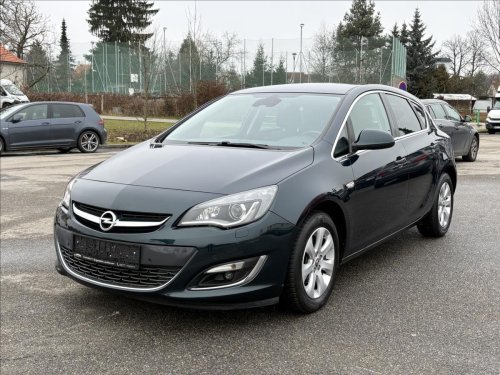 opel-astra-1-4-it-103kw-xenon-navi-vyhrev