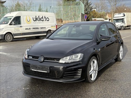volkswagen-golf-2-0-gtd-135kw-xenon-navi-kamer