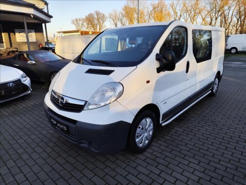opel-vivaro-2-0cdti-84kw-l2-6mist-regaly-ac-weba