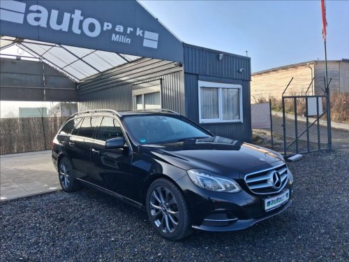 mercedes-benz-tridy-e-2-1-2-2-220-bluetec-po-servisu