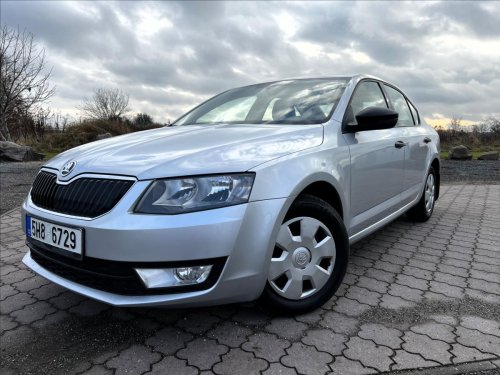 skoda-octavia-1-6-tdi-77kw-active-1-maj-cr