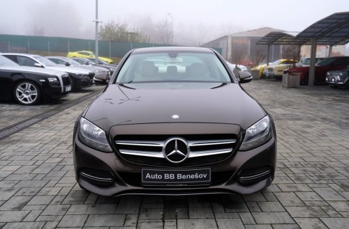 mercedes-benz-tridy-c-180i-avantgarde-automat-kuze