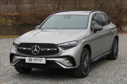 mercedes-benz-glc-300de-4m-amg-premium-dph-cz