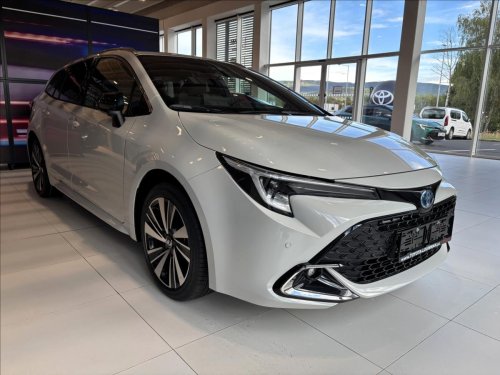 toyota-corolla-1-8-ts-style-hev