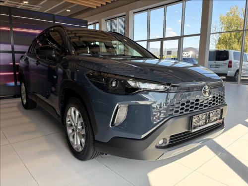 toyota-1-8-comfort-business-mc25