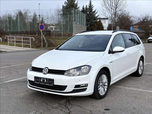 volkswagen-golf-2-0-tdi-110kw-cup-navi-vyhrev