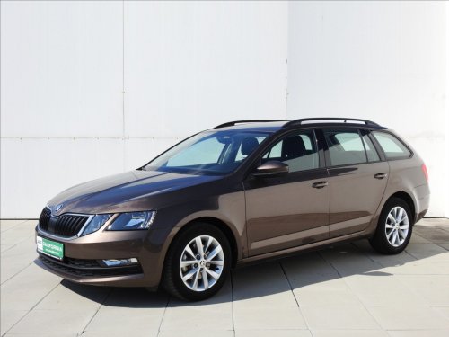 skoda-octavia-1-5-g-tec-navi-tempom-carplay