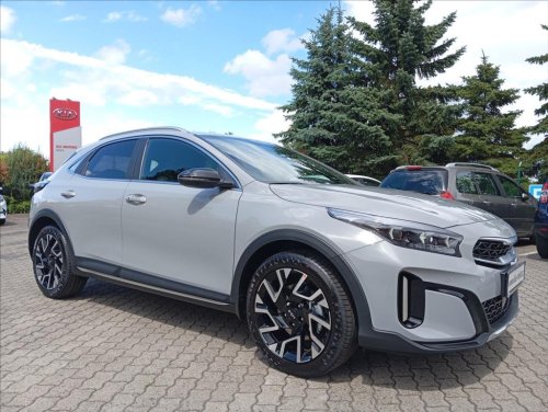 kia-xceed-1-6-t-gdi-7dct-steel-edition