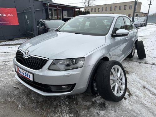 skoda-octavia-1-4-tsi-elegance-xenony-2xalu