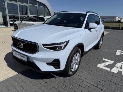 volvo-xc40-2-0-b3-essential