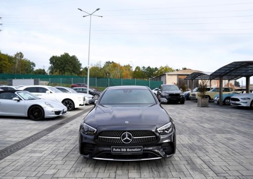 mercedes-benz-tridy-e-e-200-4matic-amg-led-360-cr