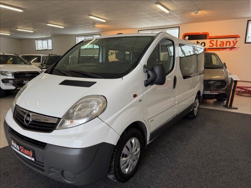 renault-trafic-2-0-cdti-5mist-po-servisu