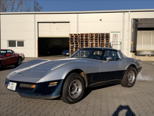 chevrolet-corvette-5-7-c3-po-renovaci