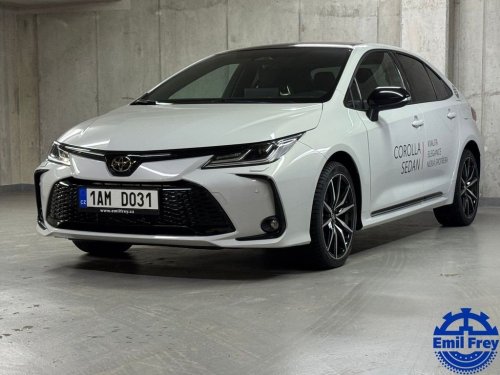 toyota-corolla-gr-sport-1-8-hybrid-e-cvt-gr