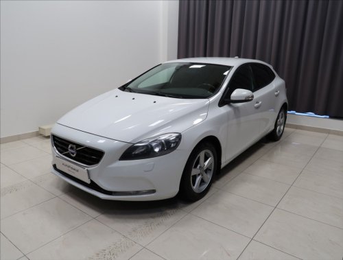 volvo-v40-1-6-d2