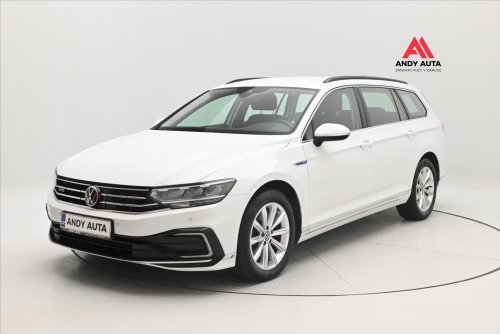 volkswagen-passat-1-4-gte-160-kw-dsg-zaruka-az-5-let