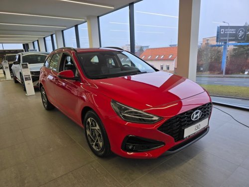 hyundai-i30-1-5i-mt-smart