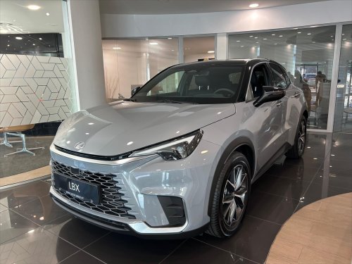 lexus-1-5-emotion-tech