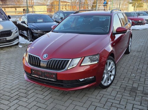 skoda-octavia-1-4-tsi-dsg-style-fullled-vyhr-sedacky