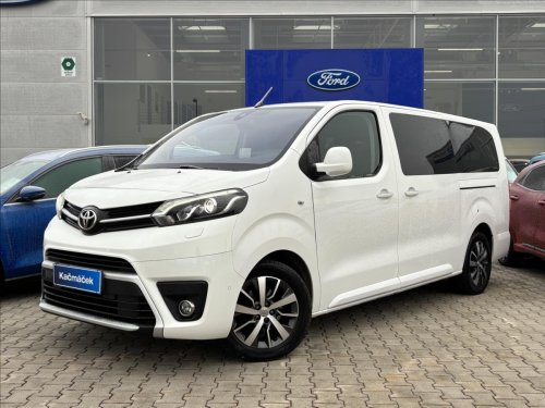 toyota-proace-verso-2-0-d-4d-l2-family-nez-top