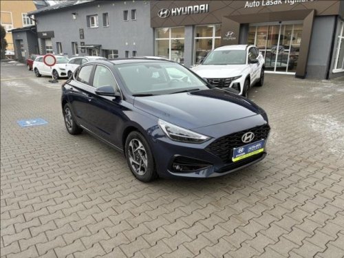 hyundai-i30-1-5-t-gdi-103kw-style-navi-fb