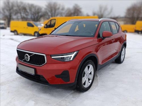 volvo-xc40-mhev-b3-core-7at