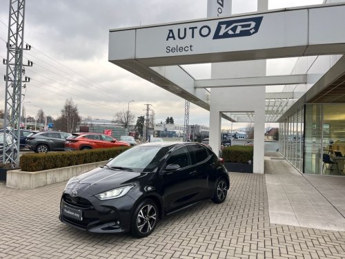 toyota-yaris-1-5-hybrid-e-cvt-style