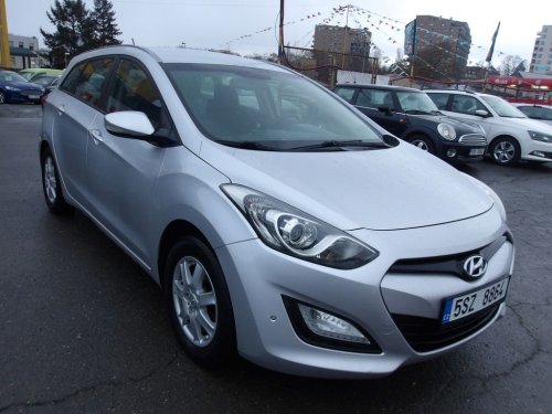 hyundai-i30-1-6crdi-cr