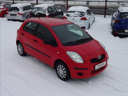 toyota-yaris-1-0i-51kw