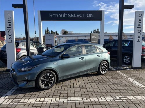 kia-cee-d-1-5-t-gdi-spin