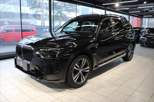 bmw-x7-xdrive40d-m-sport-pro-edpro-skylounge