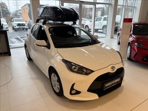 toyota-yaris-1-5-comfort-business-hev-cvt